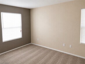Building Photo - 1150 N Buffalo Dr