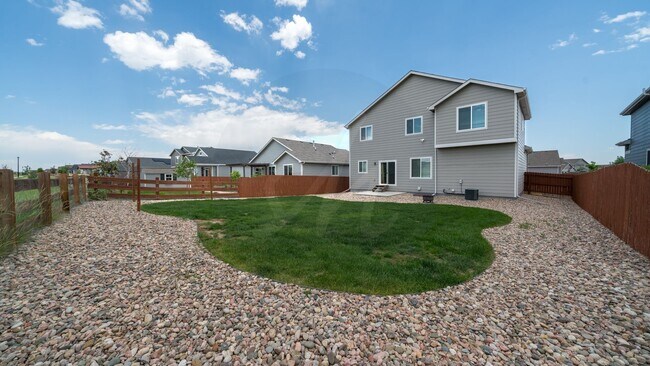 Foto del edificio - Two Storey Home in Meridian Ranch