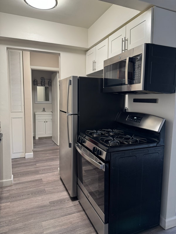 Foto del edificio - 2131 N Summit Ave