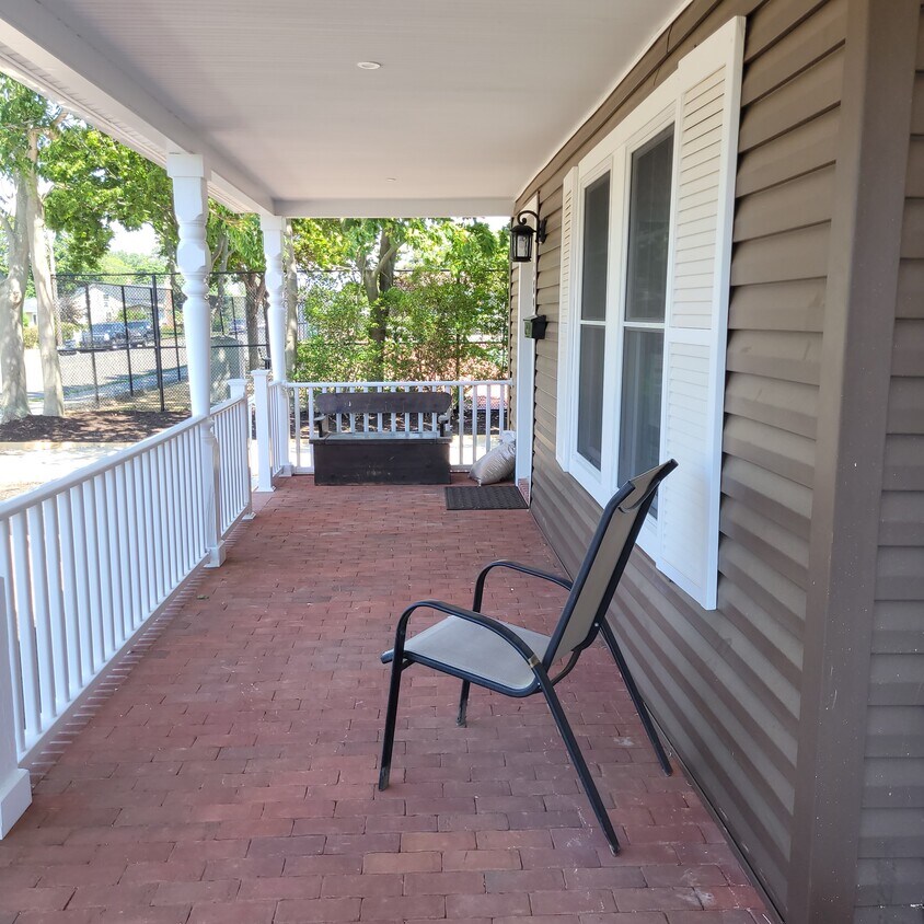 289 Rider Ave, Patchogue, NY 11772 House Rental in Patchogue, NY