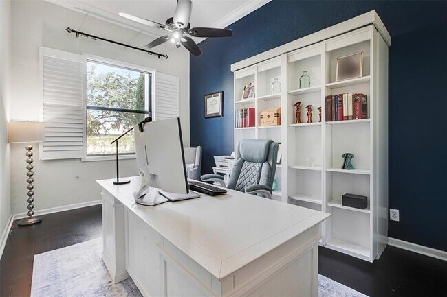 Foto del edificio - 10918 NW 56th Ct
