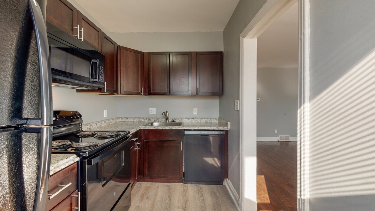 6139 Chinquapin Pky Unit 1st Floor, Baltimore, MD 21239 Apartments in Baltimore, MD