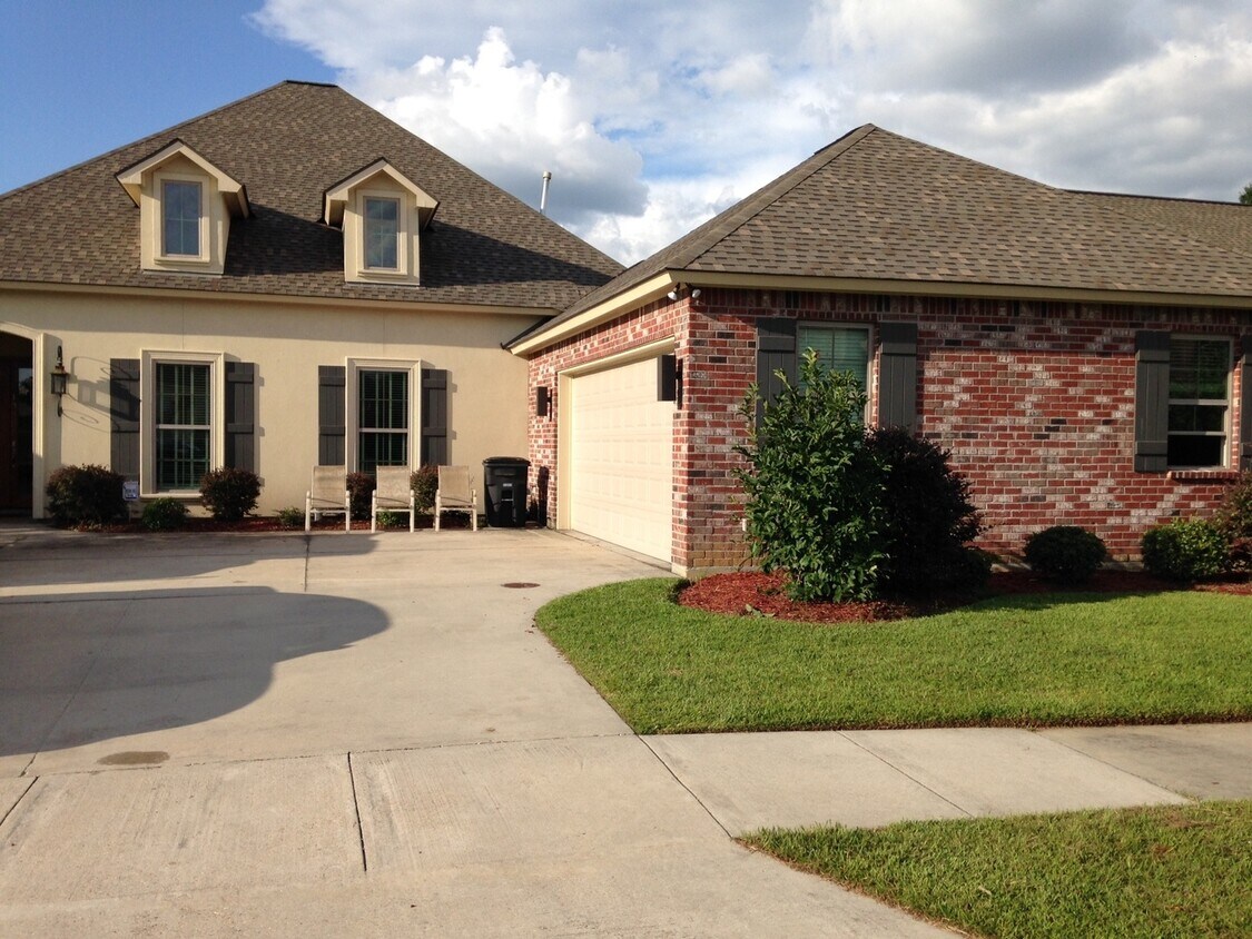 13507 Quail Grove Ave, Baton Rouge, LA 70809 House Rental in Baton