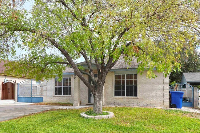 Building Photo - 1815 Arctic Ct