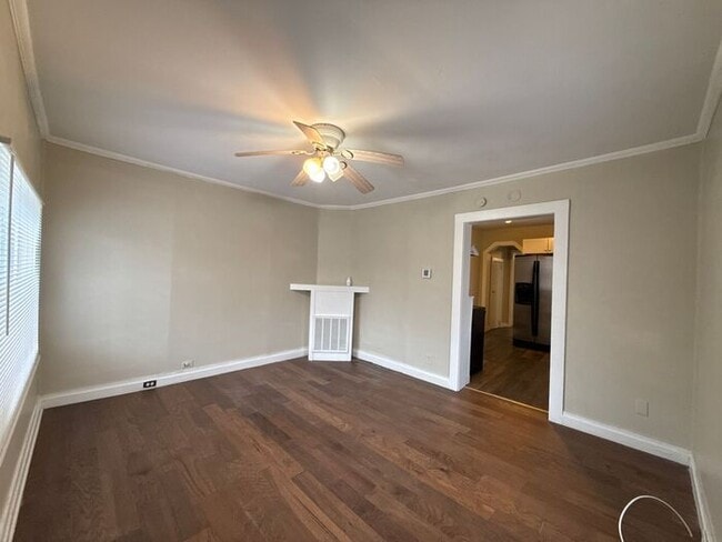 Building Photo - Duplex - Salisbury