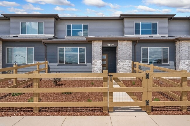 Building Photo - Brand New 3 Bed Townhome in Timnath Ranch