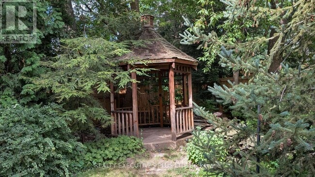 Building Photo - 1443 Birchwood Dr