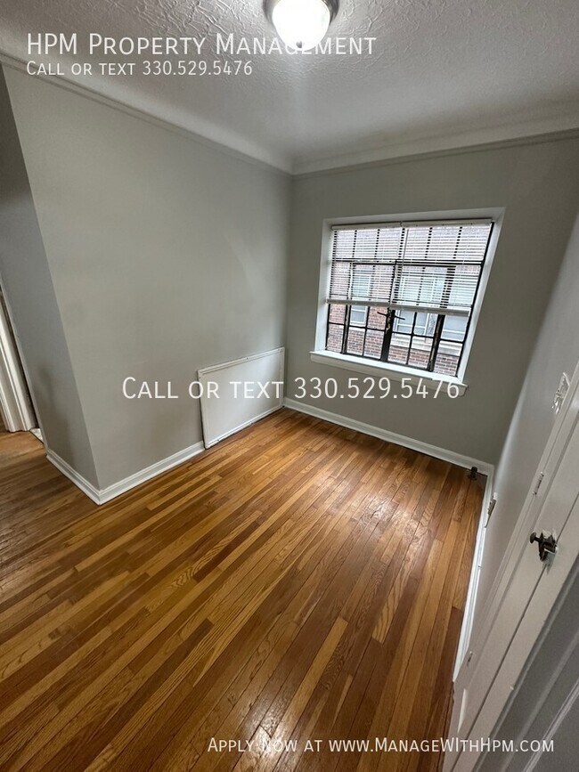 Building Photo - 1352 Kenilworth Ave