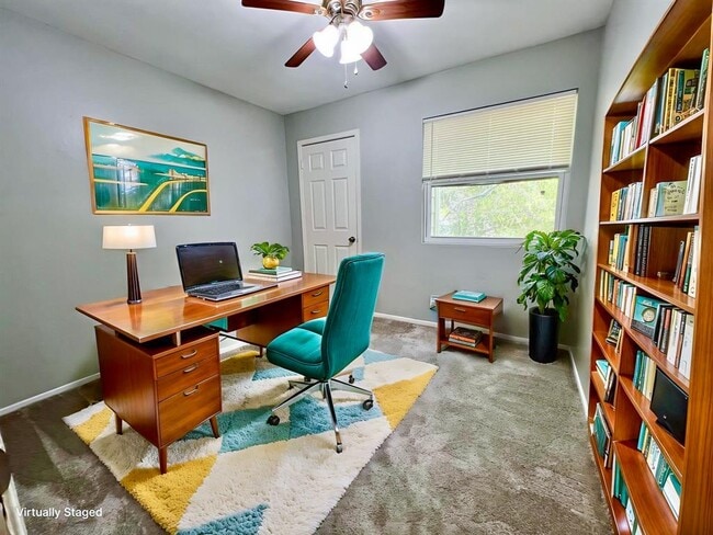 Building Photo - 9703 Roxanna Dr