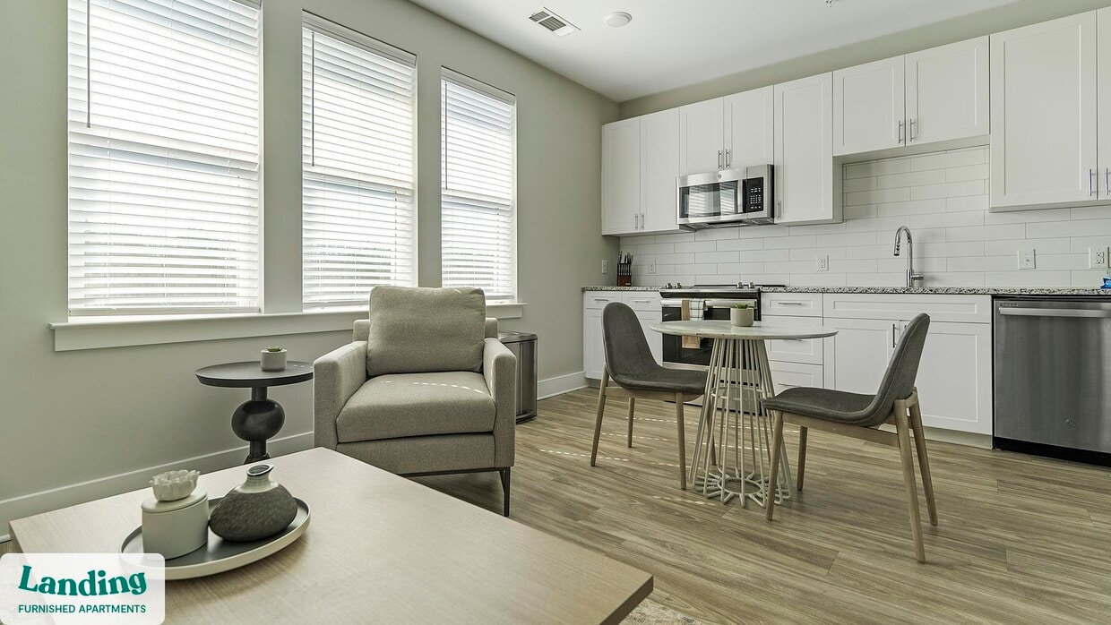 Foto principal - 3005 Chestnut Grv Ln