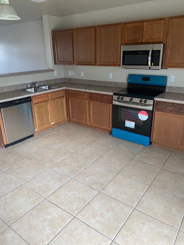 Building Photo - 4415 Rothberger Way