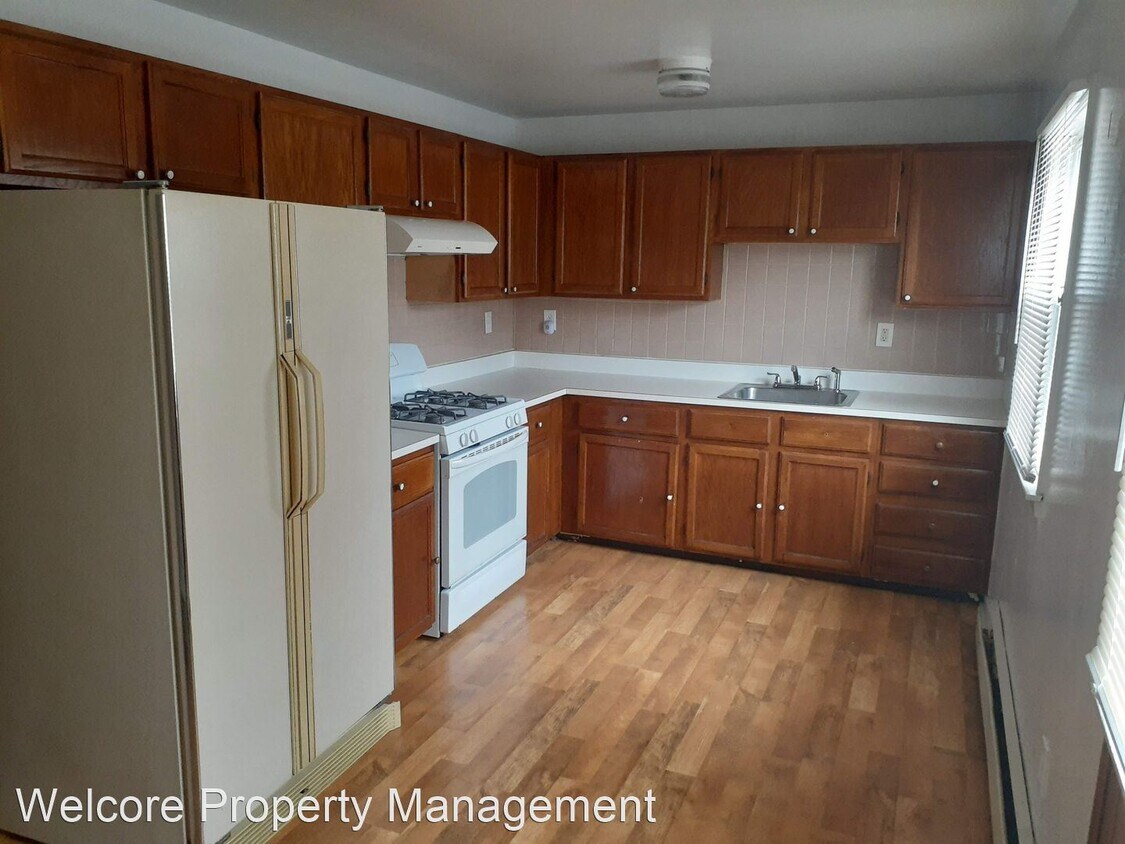 Primary Photo - 3 br, 2 bath House - 503 E. Airy St