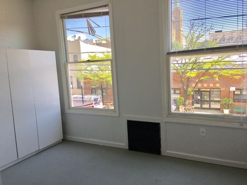 Building Photo - 388 Seneca Ave