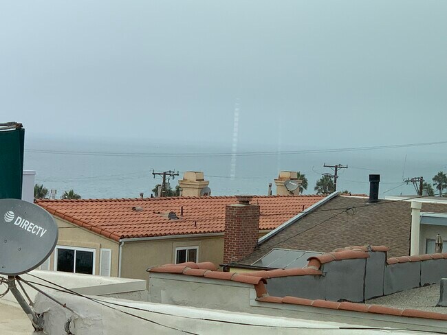 Building Photo - 213 Rosecrans Pl