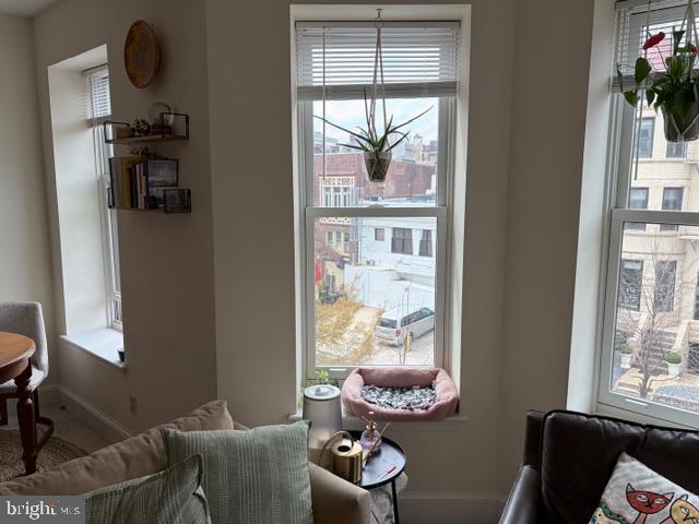 Foto del edificio - 1733 20th St NW