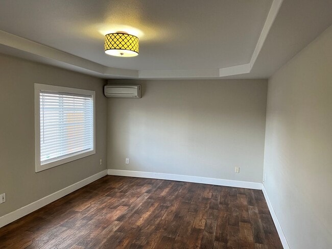 Building Photo - Updated 3 bedroom 1 bathroom house in Thur...