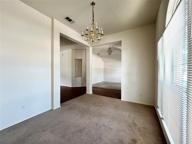 Building Photo - 5917 Vineyard Ln