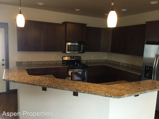 Foto del edificio - 3 br, 2 bath House - 2420 N Ferguson