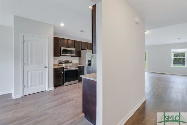 Building Photo - 103 St Matthew Way