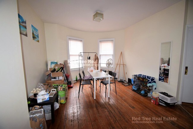 Building Photo - 32 S Huntington Ave