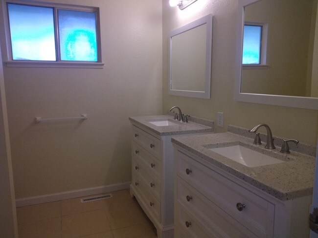 Foto del edificio - 920 Pacific St