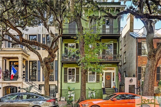 Building Photo - 15 E Jones St