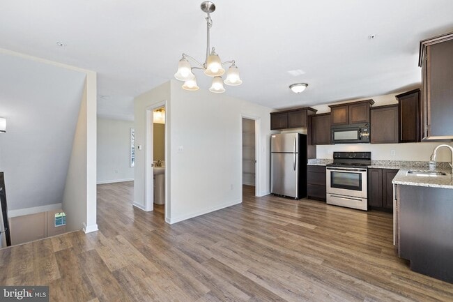 Foto del edificio - 785 Rising Sun Ln