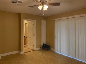 Building Photo - 4126 S La Corta Dr