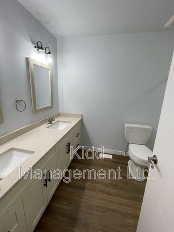 Building Photo - 6285-A-6285 Monterey Rd