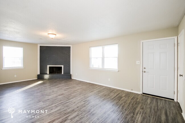 Foto del edificio - 3709 Beacon Hill Dr