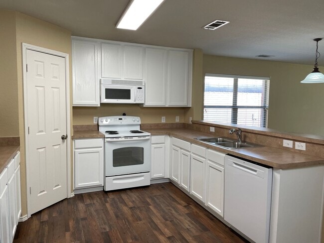 Building Photo - Harvest Ridge