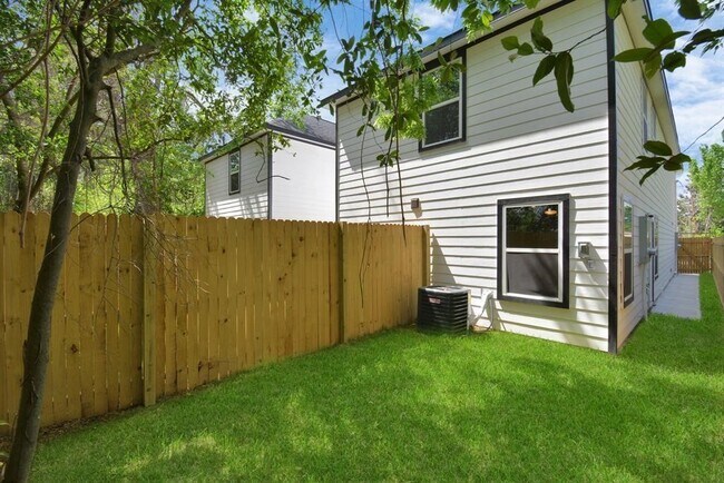 Foto del edificio - 6313 Sandra St