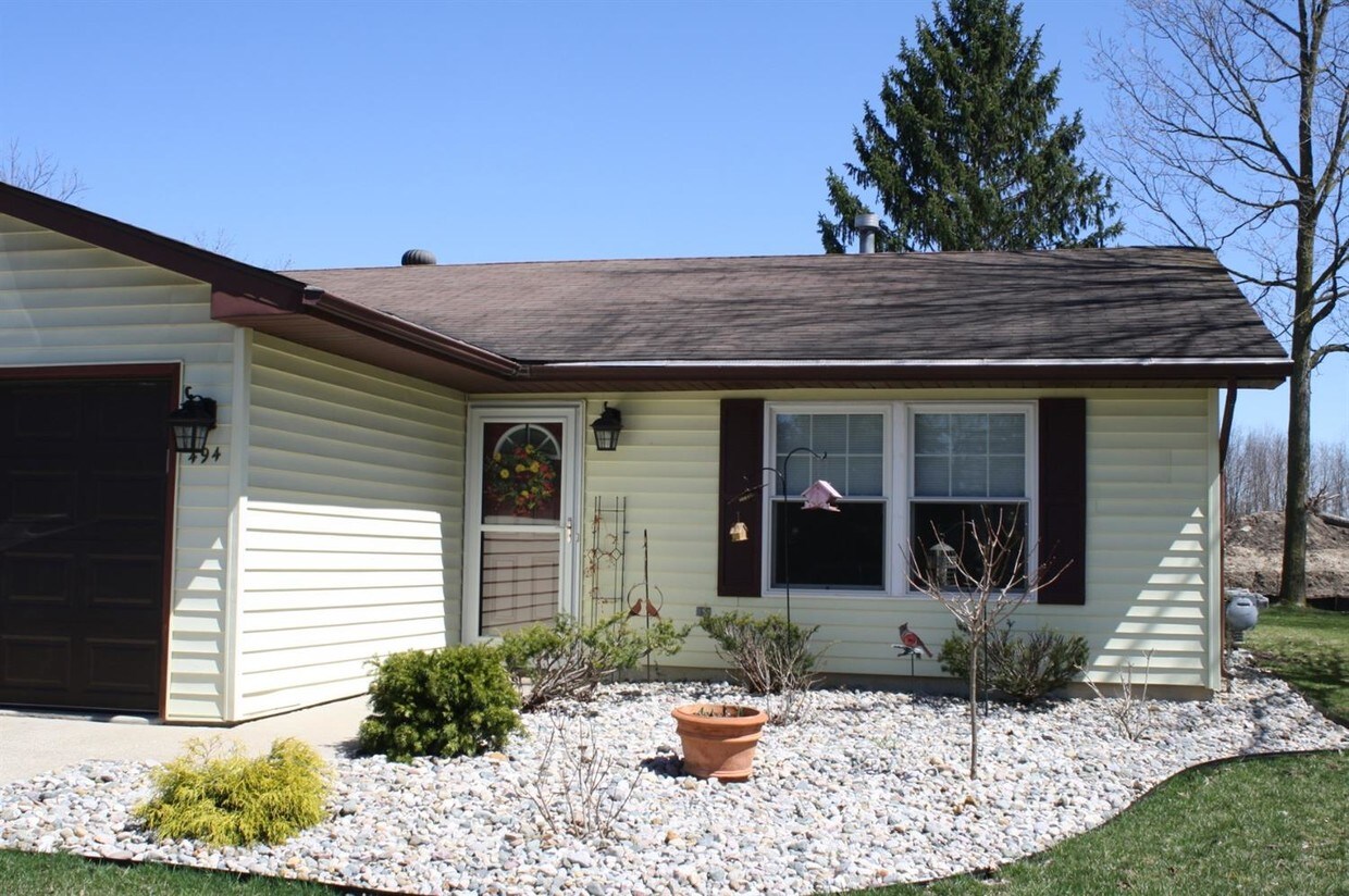 494 N Maple Rd, Saline, MI 48176 House Rental in Saline, MI