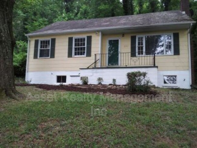 Photo - 120 Holston Court House