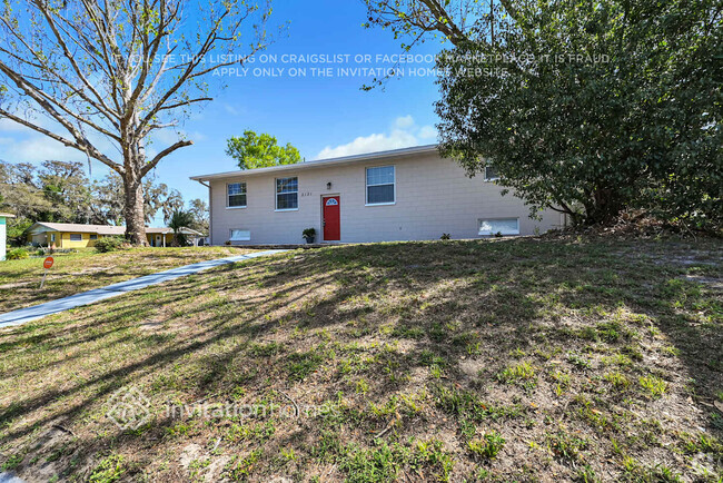 Building Photo - 2121 Oneta Ct
