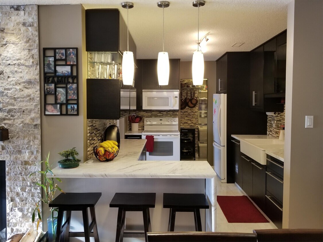 Photo principale - 2204-2118 118 St NW