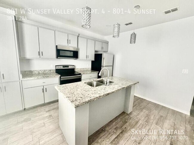 Foto del edificio - 801 W Sunset Valley St