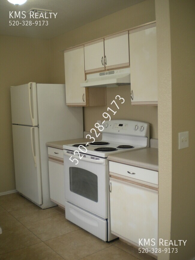 Building Photo - 3 Bedroom 2 Bath- 1979 W Gaffer Place- OWN...