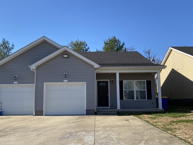 Foto del edificio - 537 Walnut Creek Dr
