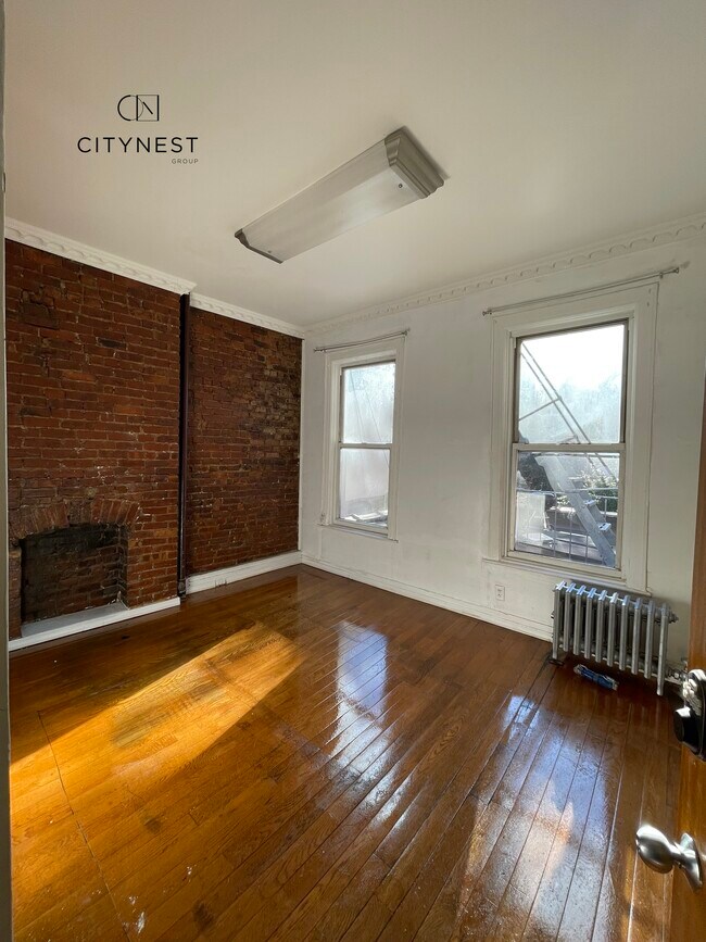 Building Photo - 556 Atlantic Ave