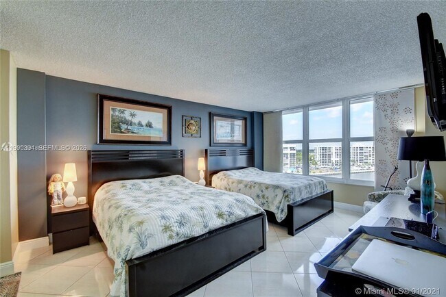 Foto del edificio - 3800 S Ocean Dr