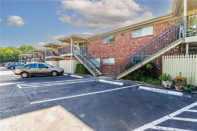 Building Photo - 7920 Rockwood Ln