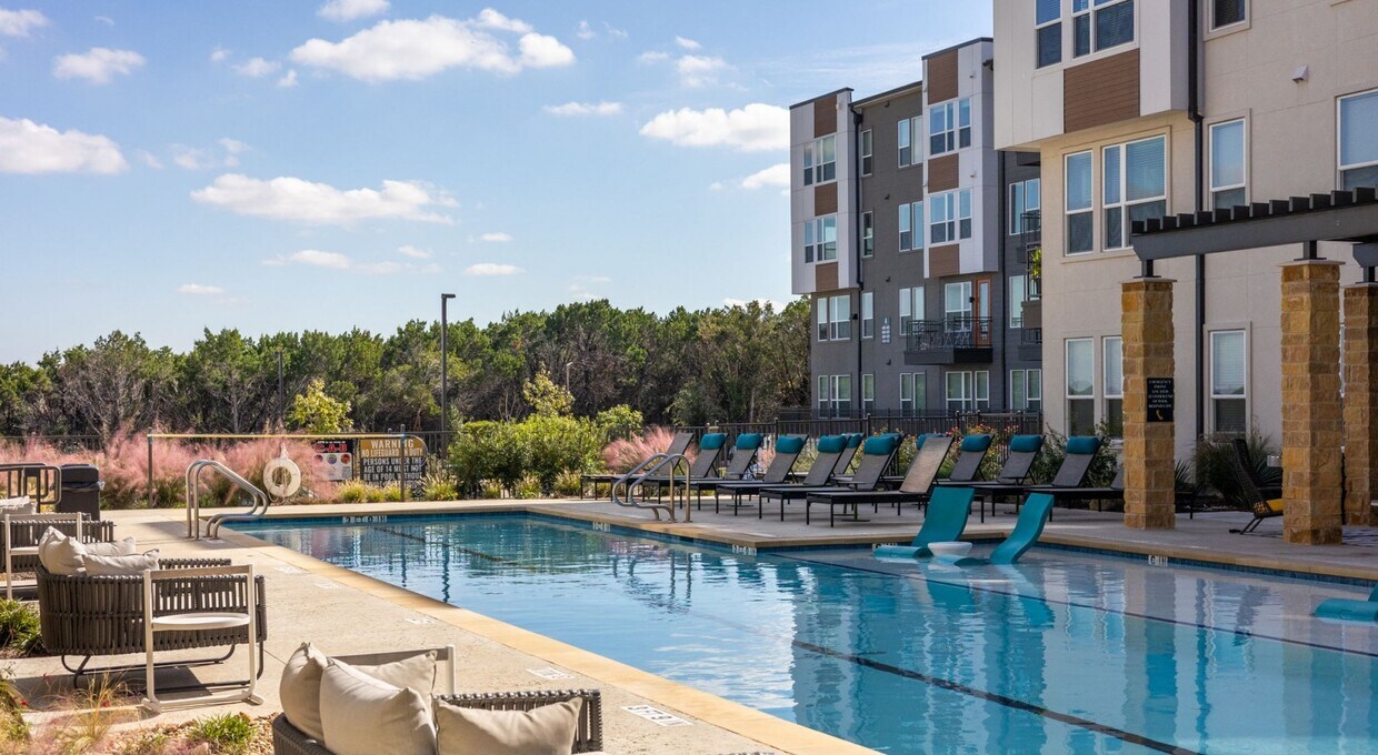 Primary Photo - Unwind in Our Stylish 1 Bedroom Apartments