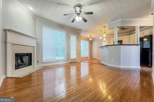 Building Photo - 620 Falcons Ridge