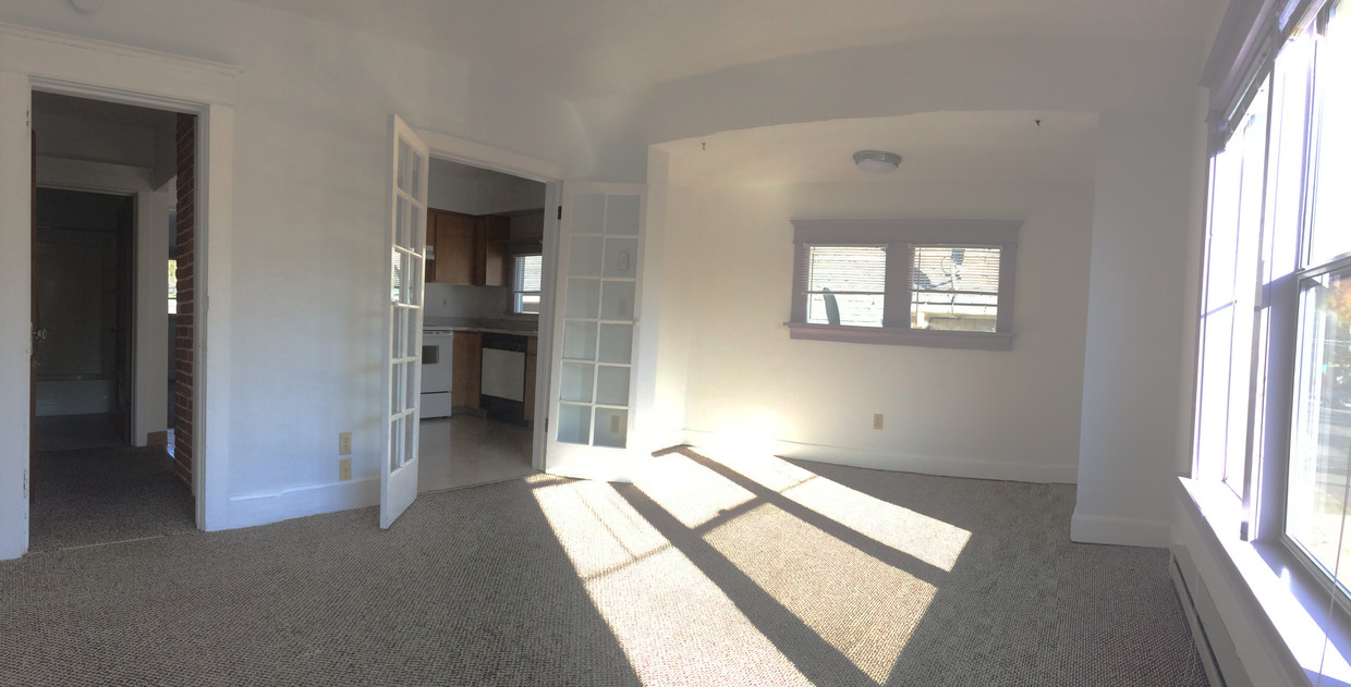 Foto principal - 3023 SE Belmont St