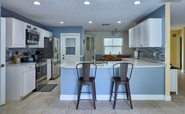 Foto del edificio - 2485 NE 16th Ct