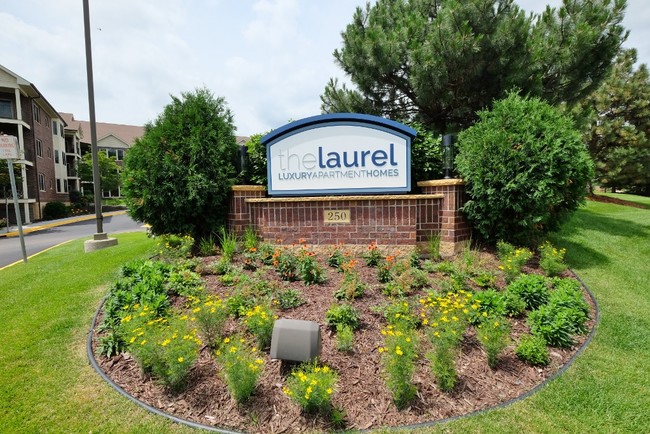 Building Photo - The Laurel West