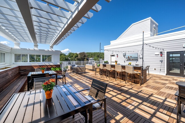 Building Photo - The Westcott Swampscott