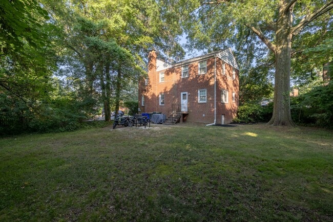 Foto del edificio - 4603 Guilford Pl