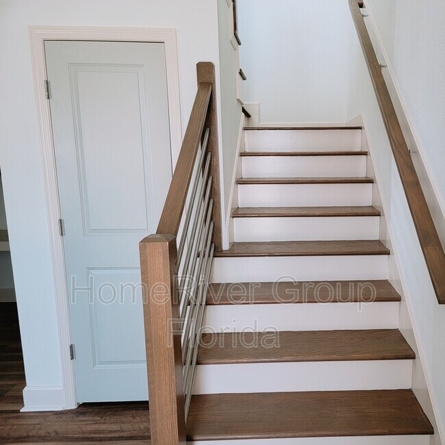 Building Photo - 7437 Beach Walk Place